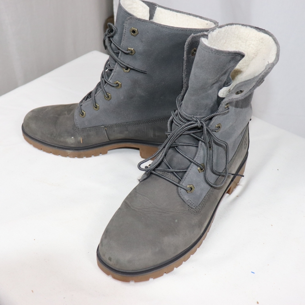 Timberlands! - image 2